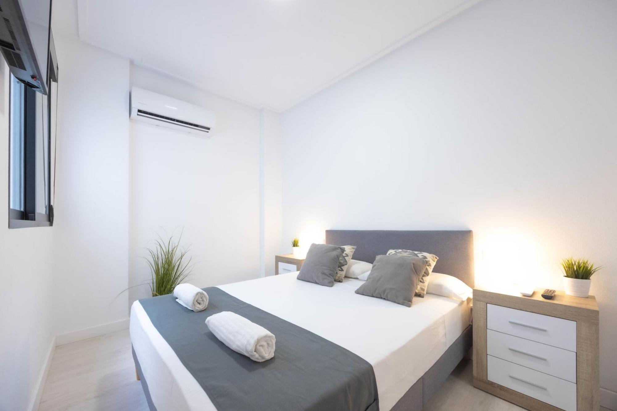 Apartamentos Marina Playa de Torrevieja Exterior foto